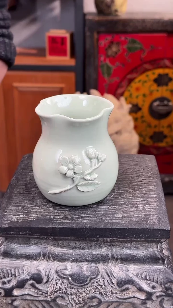 【闪购商品】摆件豆青花口小罐微瑕