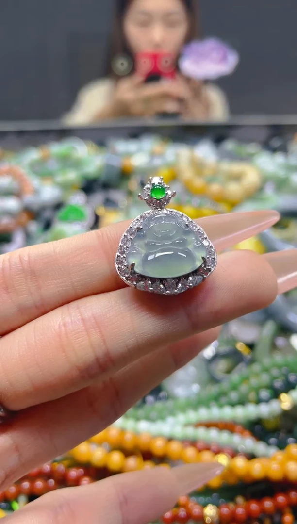 颈饰未镶嵌翡翠/M/翡翠A货，一件也是批发价