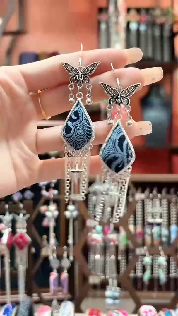 织绣云织谣民族风精美饰品   63