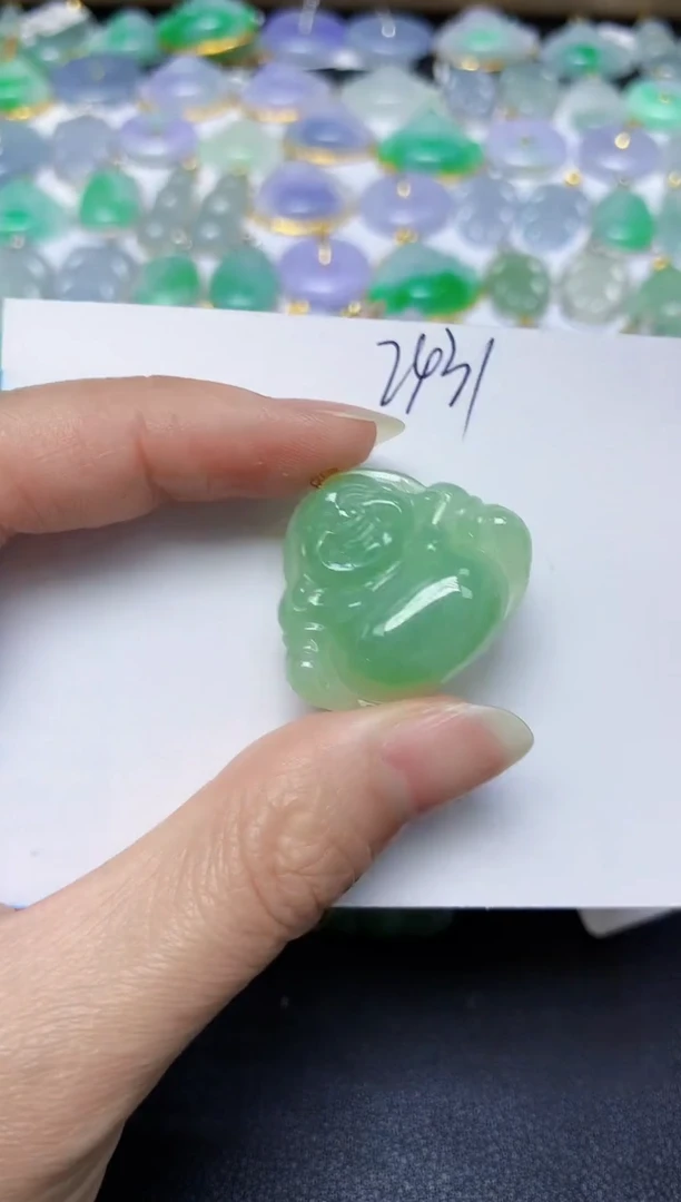 翡翠未镶嵌颈饰 天然缅甸翡翠A货