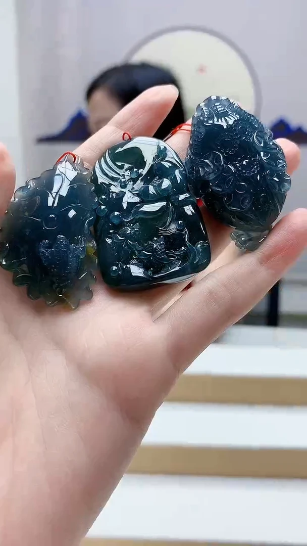 未镶嵌定制翡翠4852zm-毛货挂件67