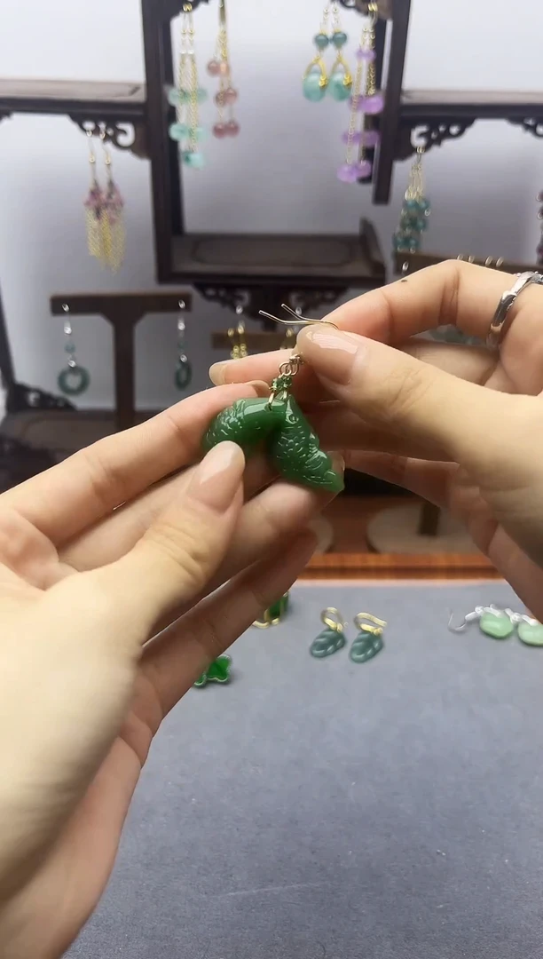 未镶嵌和田玉耳饰138000