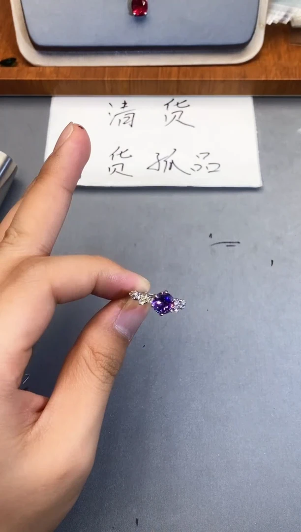 【闪购商品】石英质玉珠宝奇石合金1