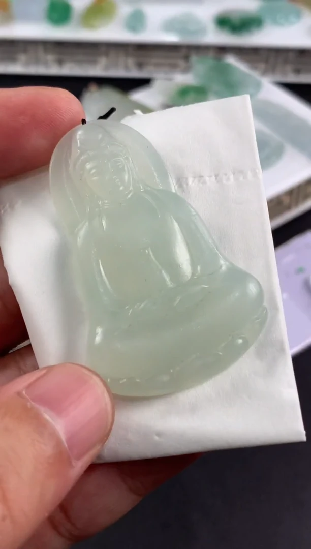 未镶嵌定制翡翠蓝*翡翠