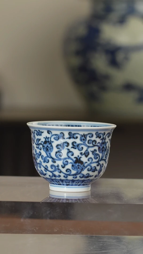 舜瓷缠枝莲小炉式