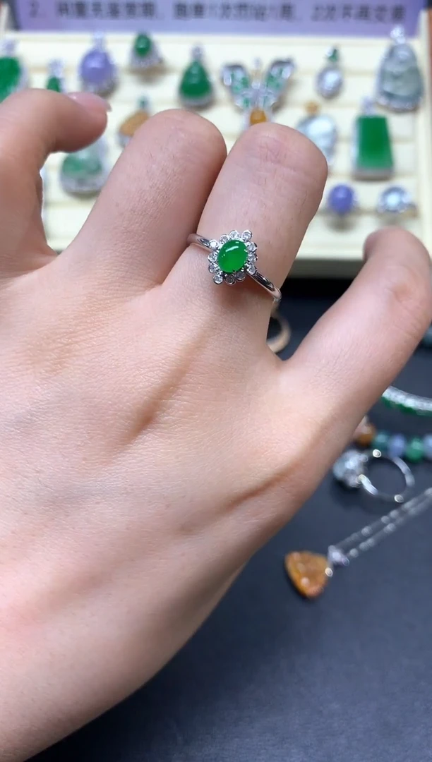 【闪购商品】翡翠戒指18K金镶嵌戒指|2600+260