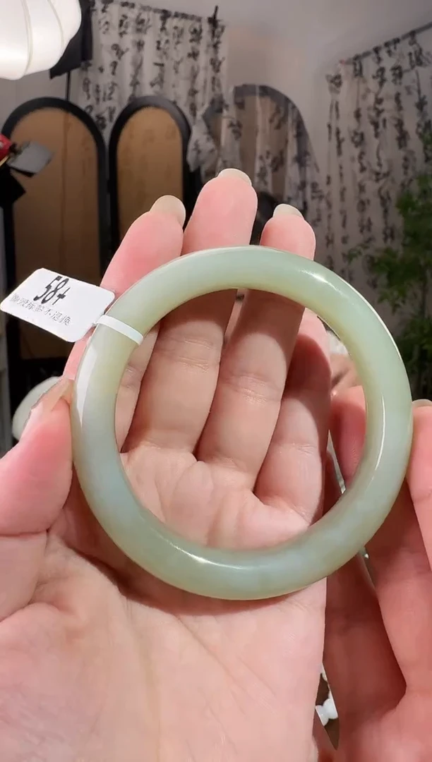 未镶嵌手镯和田玉手镯-5  58+