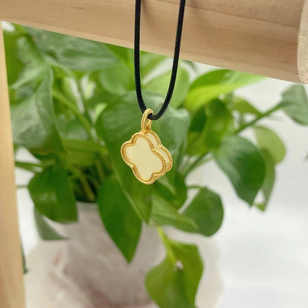 老卢和田玉项链吊坠四叶草多样性发货其一02A