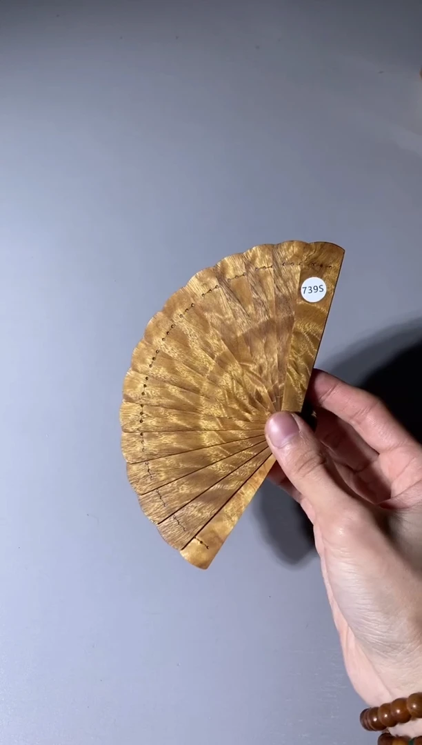 【闪购商品】金丝楠739号10cm金丝楠木小叶桢楠掌中扇