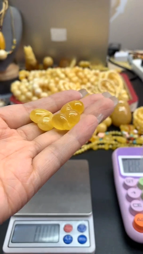 未镶嵌琥珀珠宝奇石2550多样性发其一