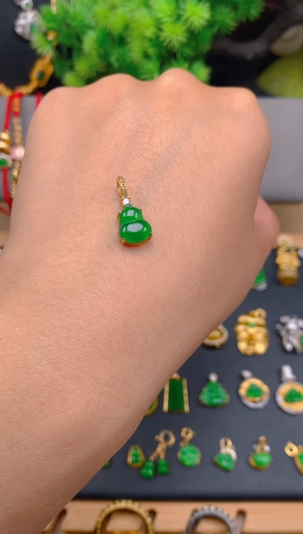 吊坠(不含链)未镶嵌翡翠大葫芦万能扣