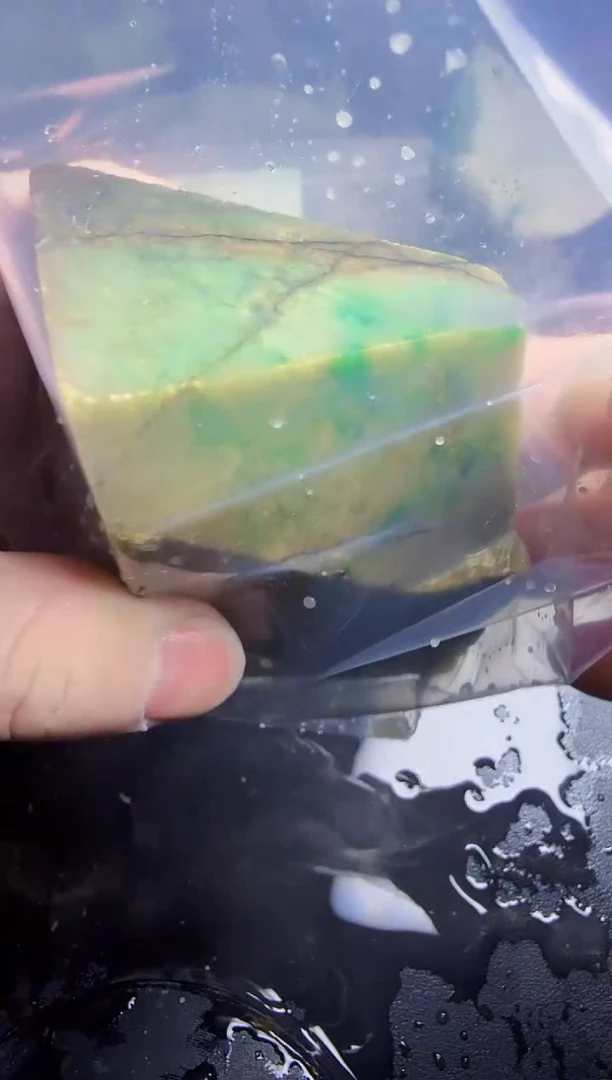 未镶嵌挂件翡翠鱼*天然翡翠338