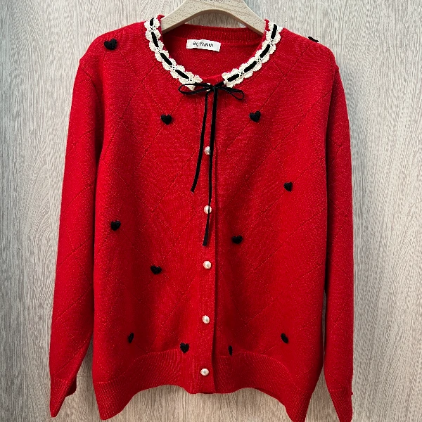 胖向向春装新款（165斤以内穿）88181领蕾丝边身立体花针织衫