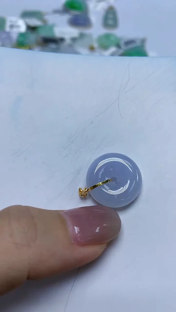 翡翠18K金镶嵌颈饰天然缅甸翡翠A货