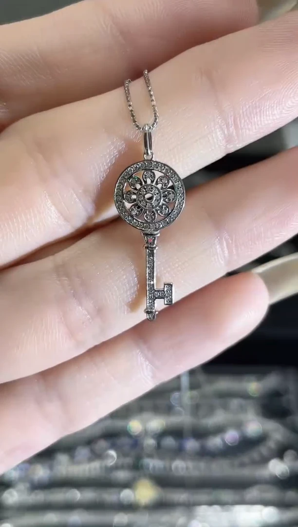 吊坠（不含链）18K金镶嵌钻石钻石吊坠YR