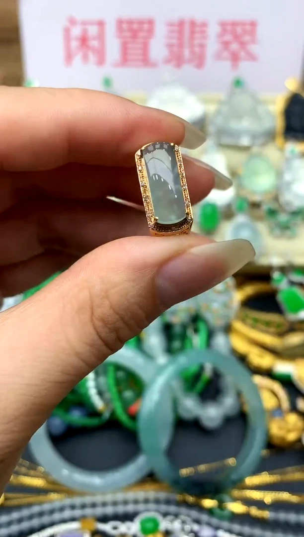18K金镶嵌戒指翡翠128-中国好珍宝