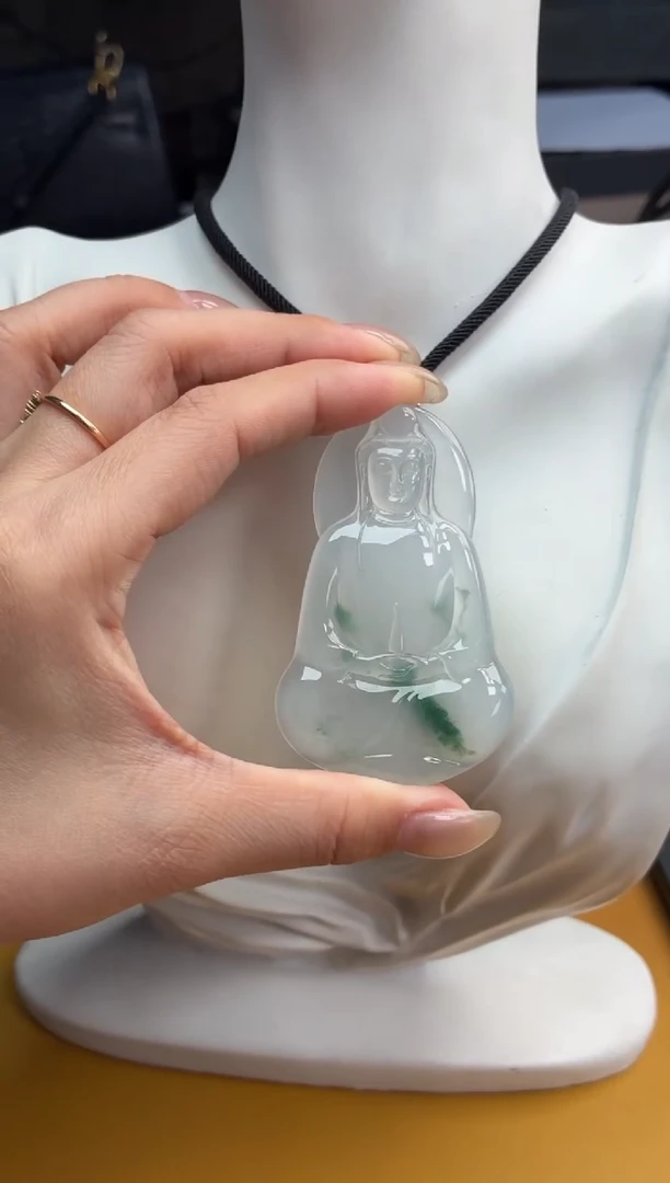 吊坠(不含链)未镶嵌翡翠11 素衣 70.9 44.3 5.7