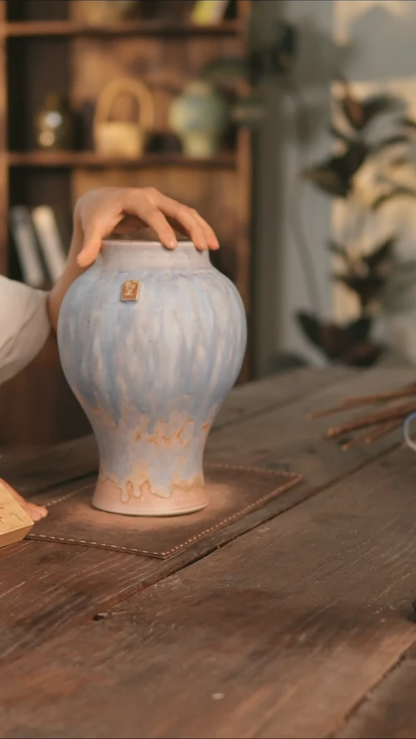 摆件10-95高29口10误差2无孔