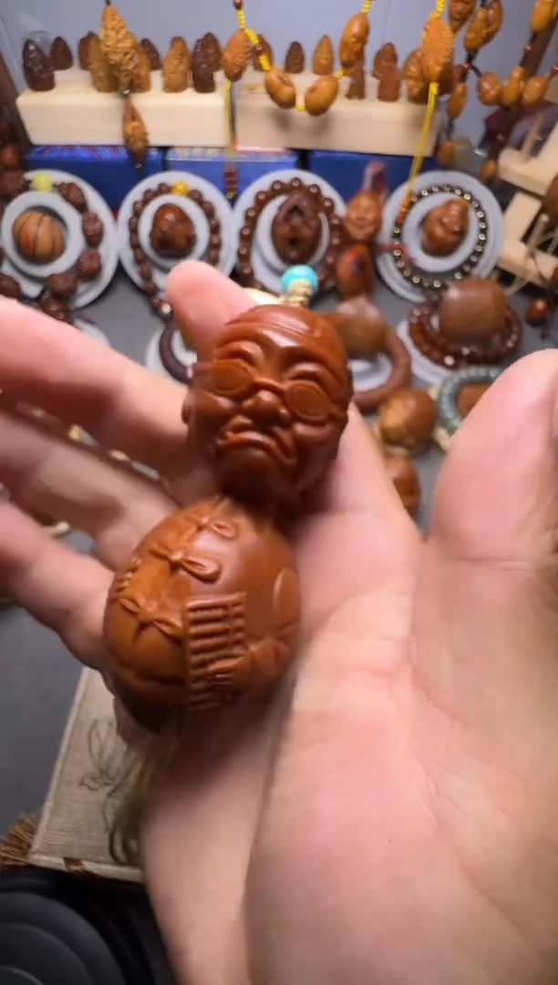 手串橄榄核小地主