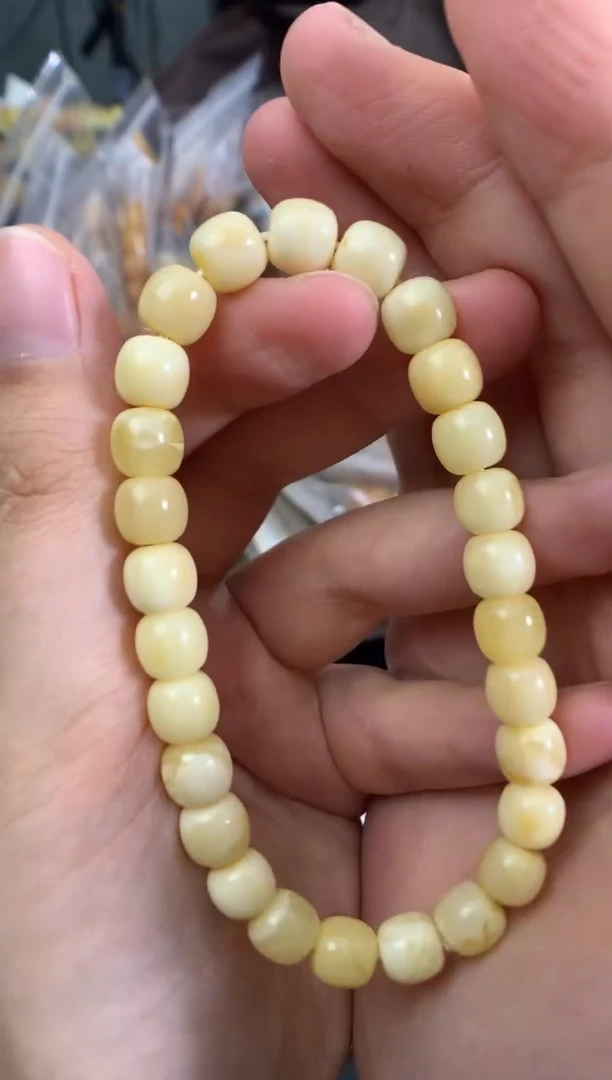 琥珀未镶嵌珠宝奇石1