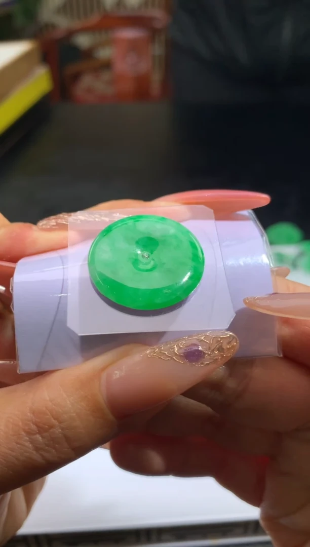 未镶嵌定制翡翠用***子翡翠