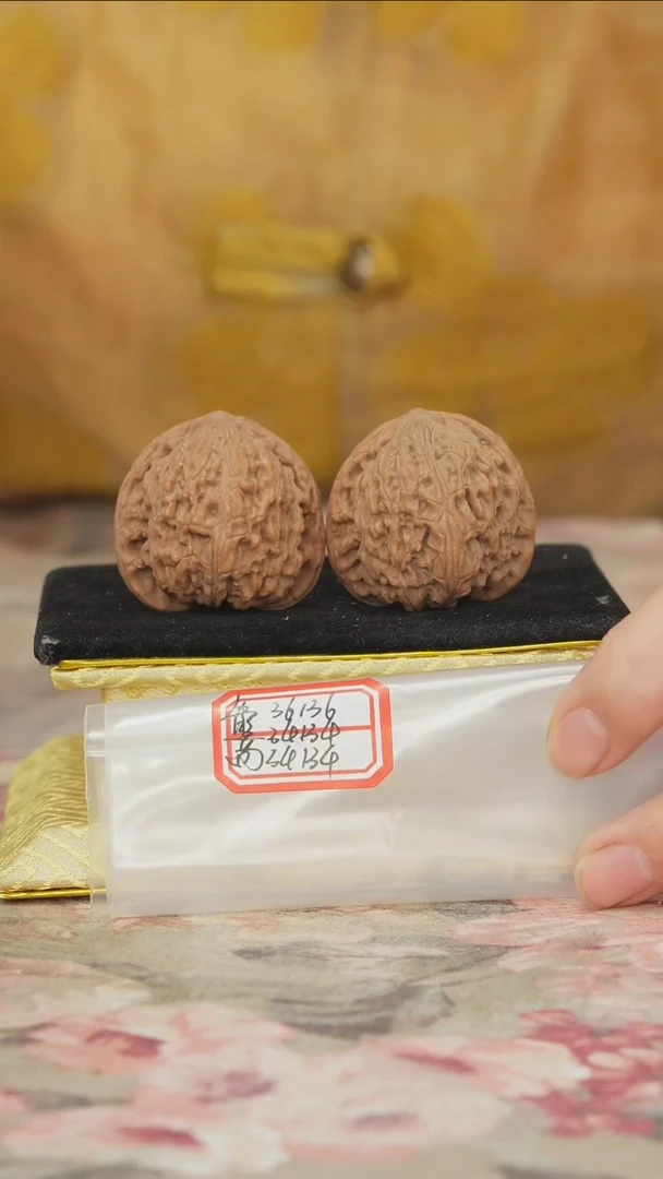 把件文玩核桃密纹