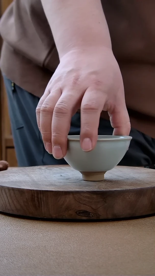 【闪购商品】拾玉窑露足斗笠盏。。。。