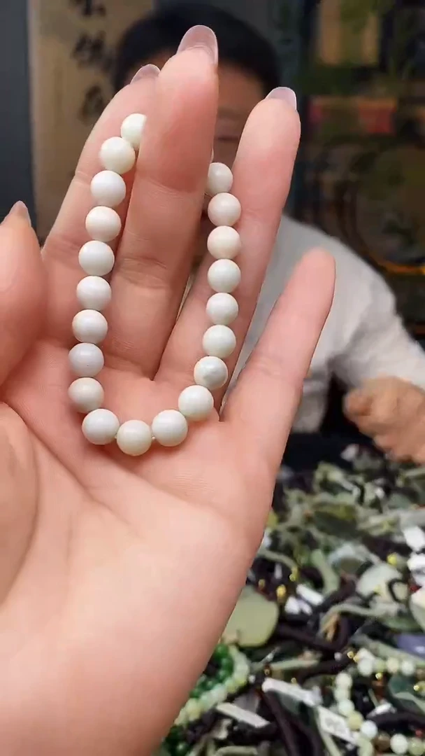 颈饰未镶嵌和田玉多样性发货，拍一发一