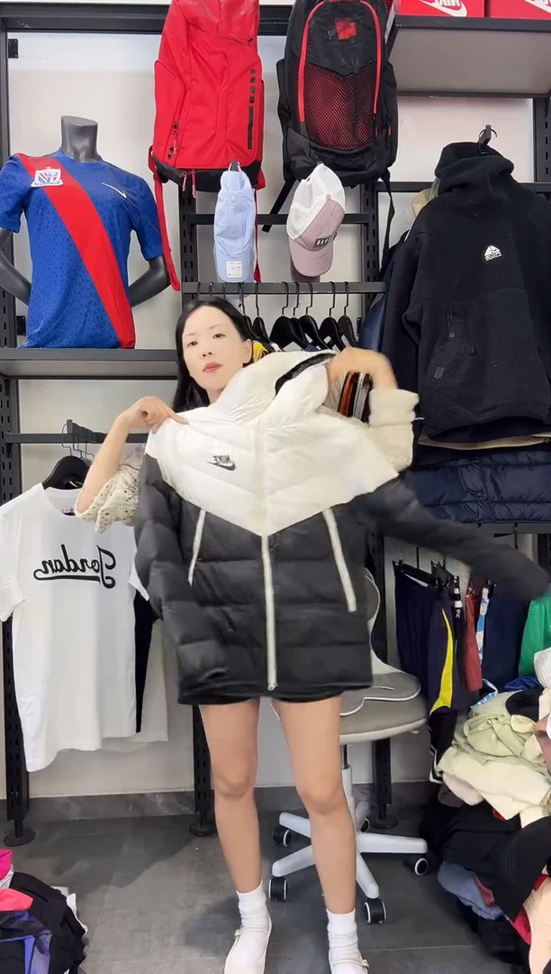 103编码 瑕疵款直播间过款为准 尺码M