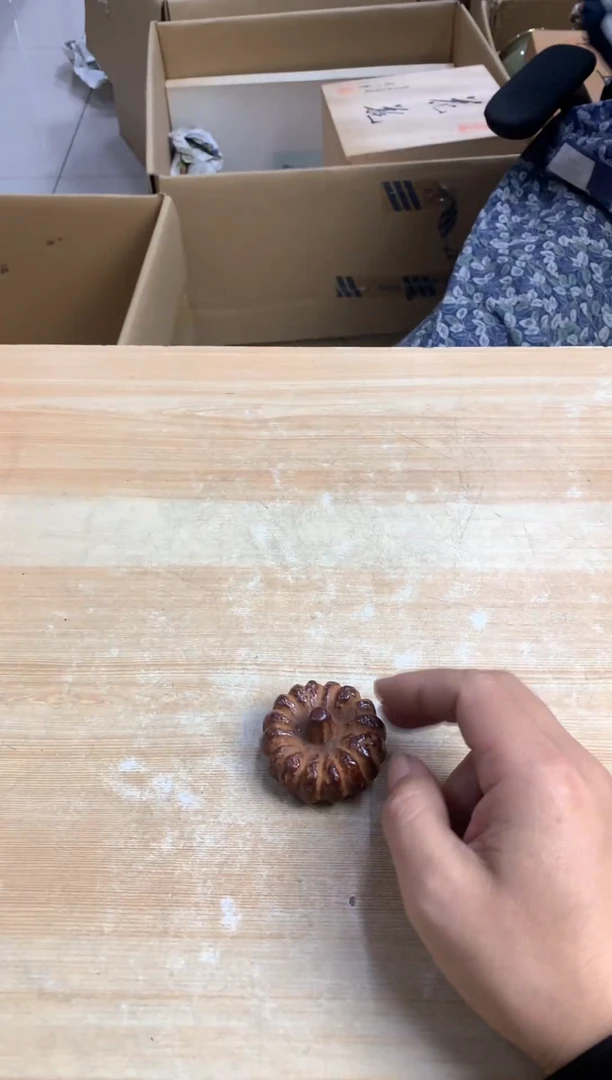 铁默认微瑕，no退no换，介意勿拍