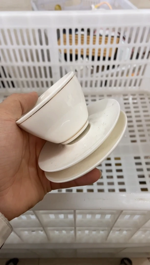 杯无运费险有瑕疵的摄影的产品有使用过的痕迹有点脏介意勿拍