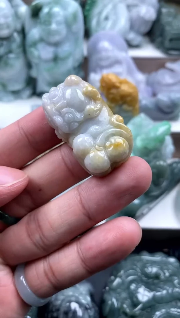 吊坠(不含链)未镶嵌翡翠1