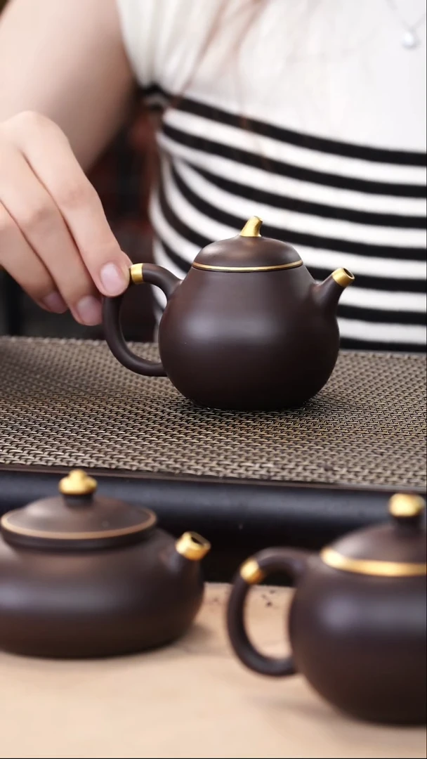 茶壶紫砂四号井茄皮紫泥描金茄瓜150cc