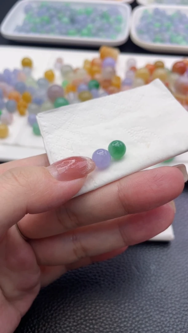 【闪购商品】定制翡翠未镶嵌珠子