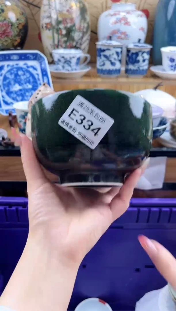秋****牛==============e334