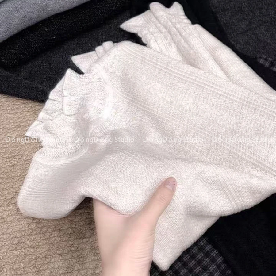 特！售完无补！蕾丝半高领套头纯色修身长袖欧根纱羊毛打底衫