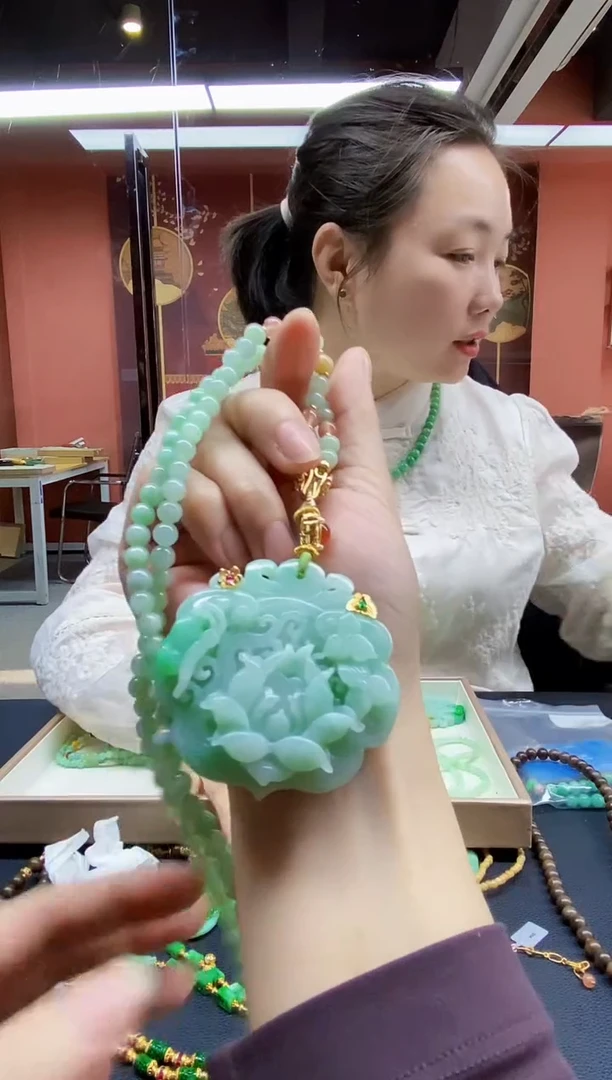 颈饰未镶嵌翡翠翡翠吊坠