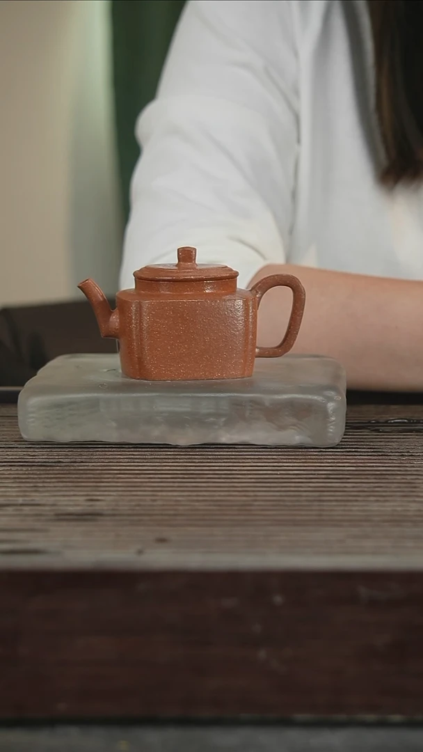 茶壶紫砂57号140CC