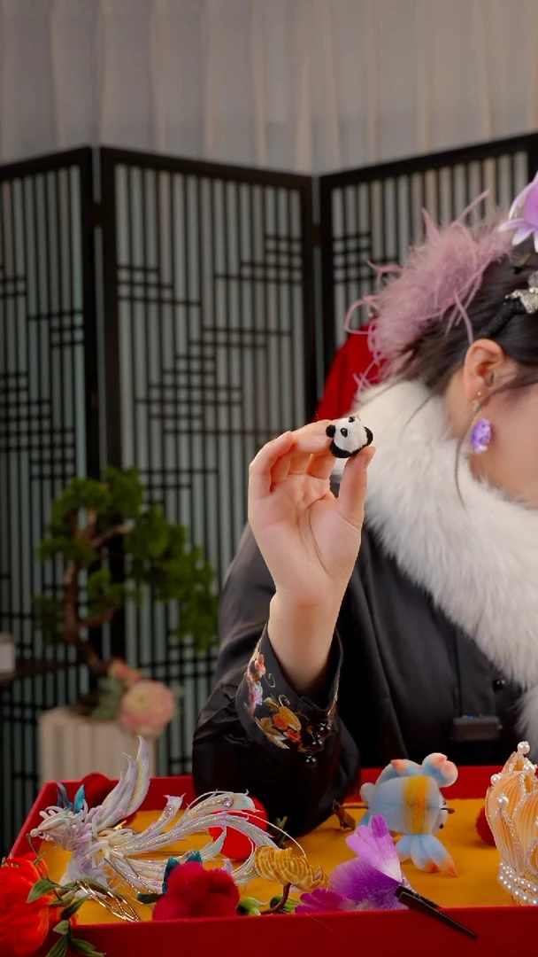 刺绣尐*子非遗绒花饰品