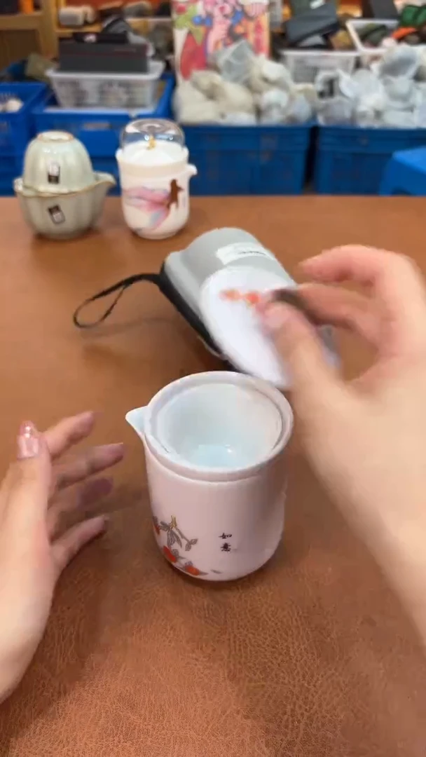k0044柿子沐粉红旅行茶具+灰旅行包车载
