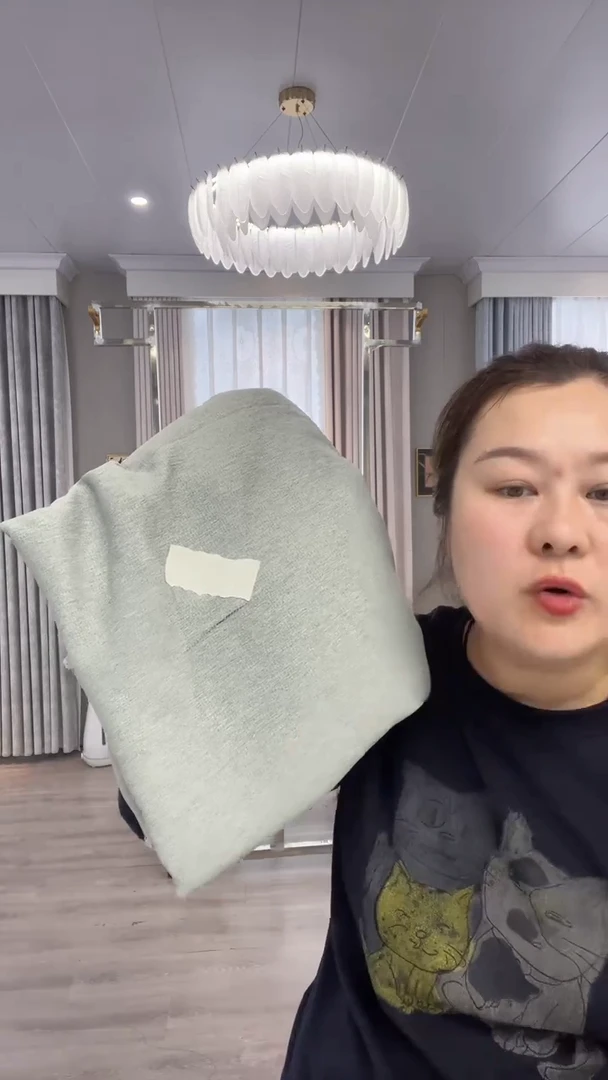 布闪电购商品48  微瑕（中）