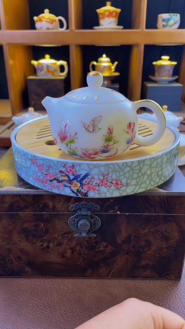 玉兰花金玉满堂胡