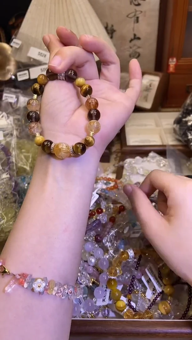 手饰石英质玉未镶嵌400