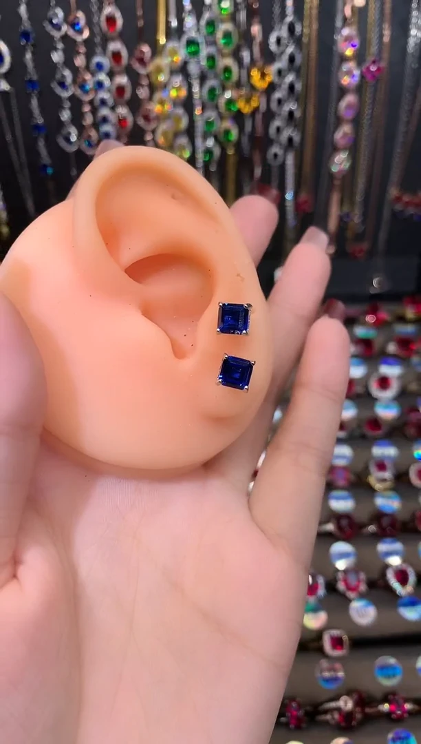 【闪购商品】蓝宝石耳饰银S925镶嵌6银色