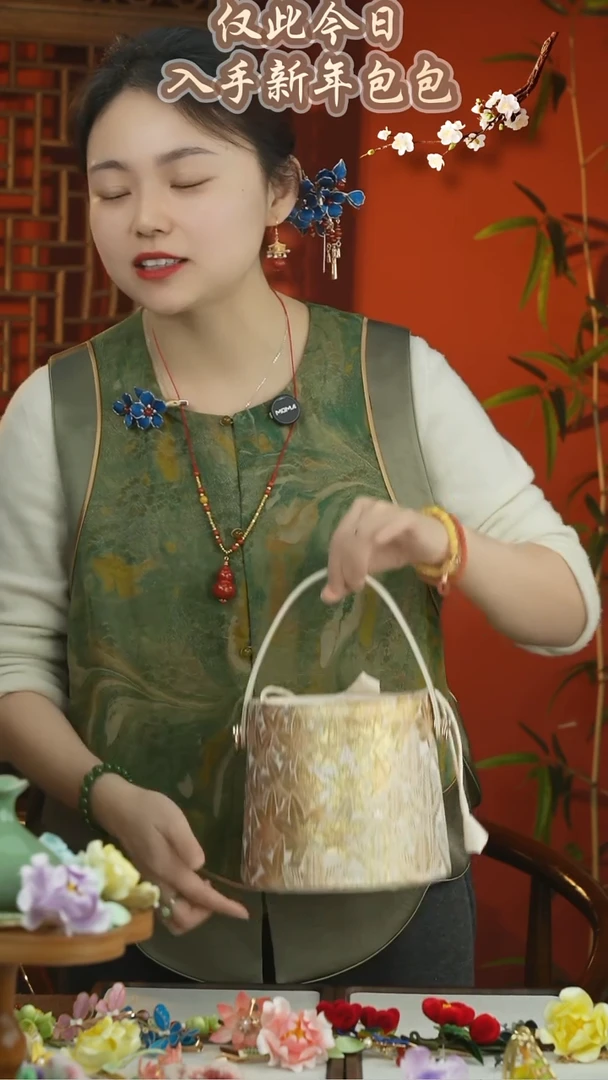 刺绣闪购随机发一个包包不可选介意勿拍