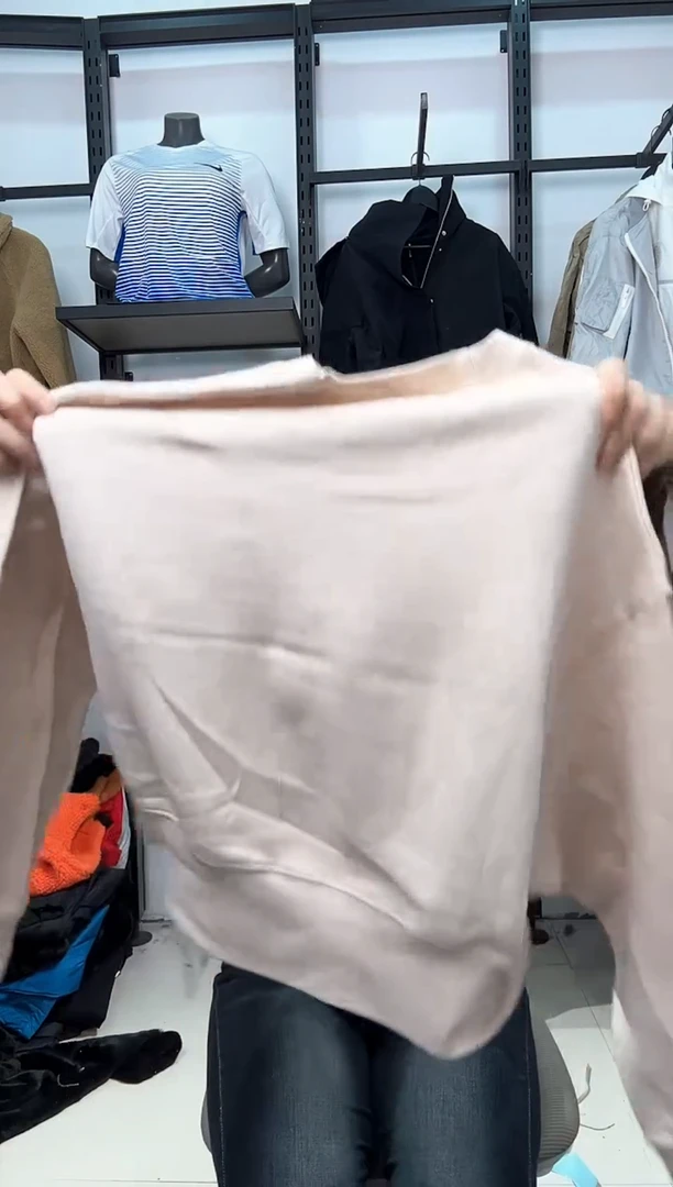 2320  编码  瑕疵直播间过款为准 尺码150 XS