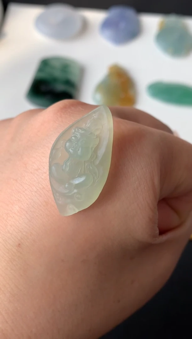 未镶嵌定制翡翠尺寸30*15.8*5.4