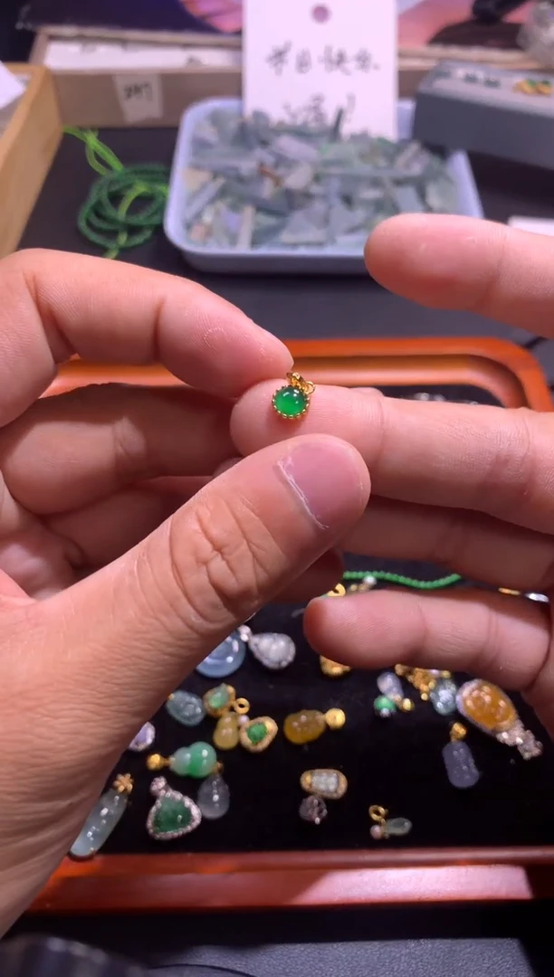 翡翠银S925镶嵌吊坠(不含链)1