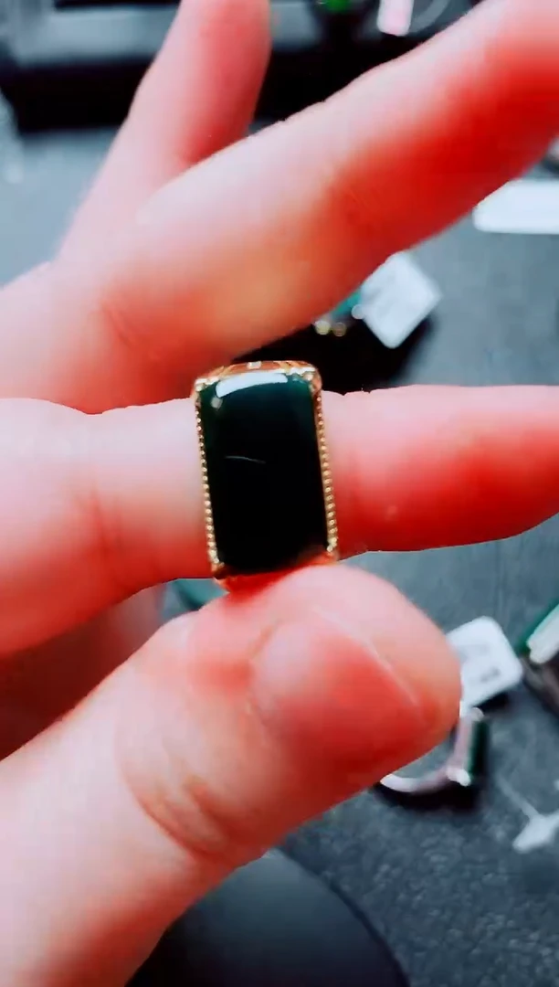 银S925镶嵌戒指翡翠1111