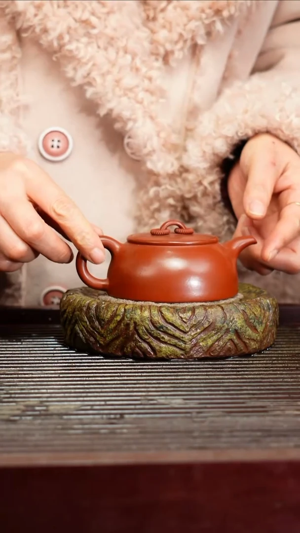 宜兴原矿紫砂壶茶壶宜兴原矿紫砂壶茶壶150C